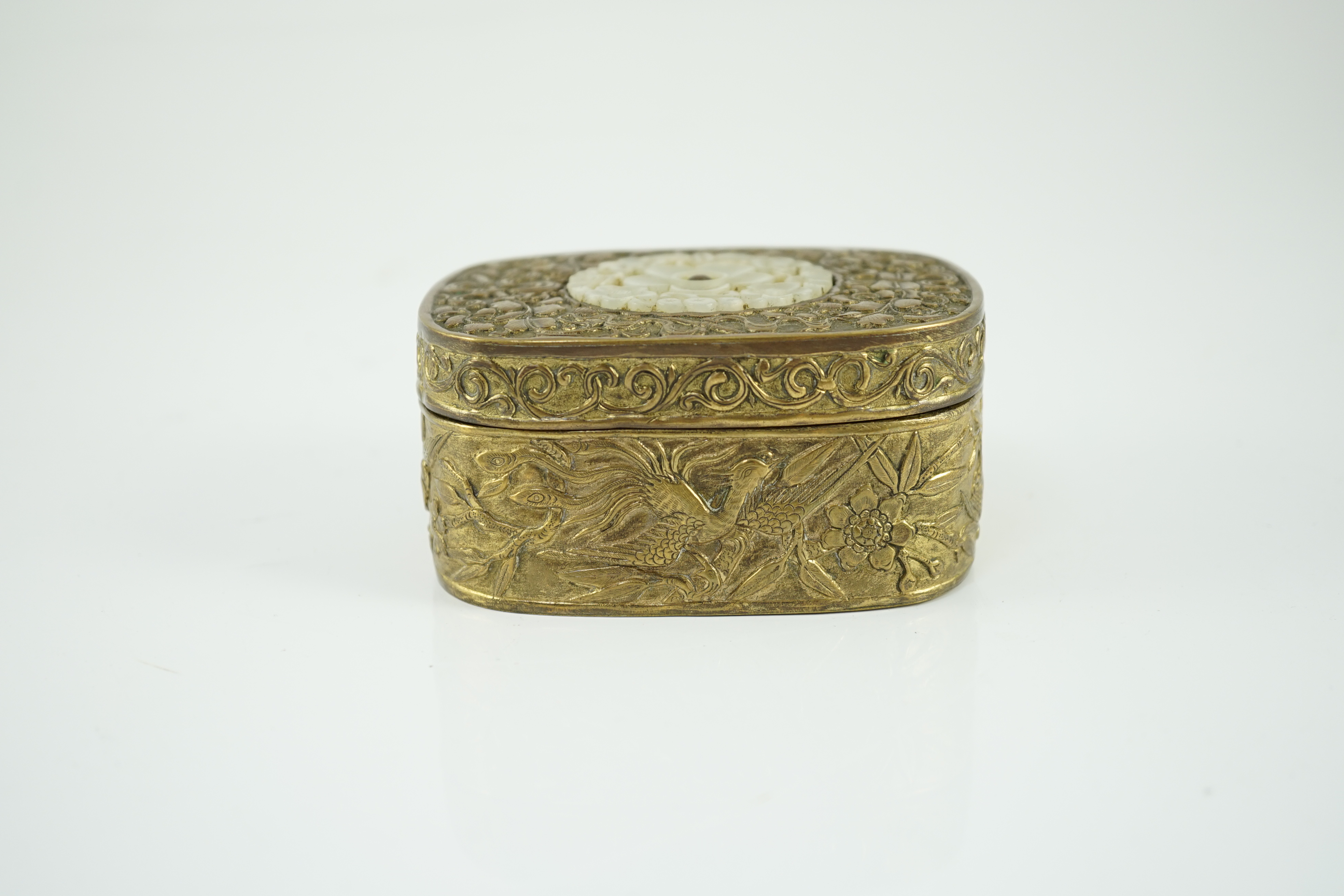 A Chinese jade mounted gilt metal box and cover, 19th century